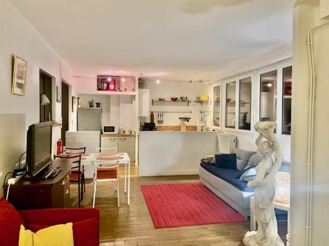 Gare Matabiau Toulouse agréable appartement au bord du canal Esterno foto